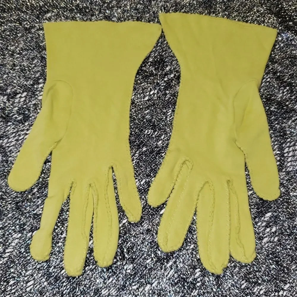 VNTG 50's/60's Nylon Gloves